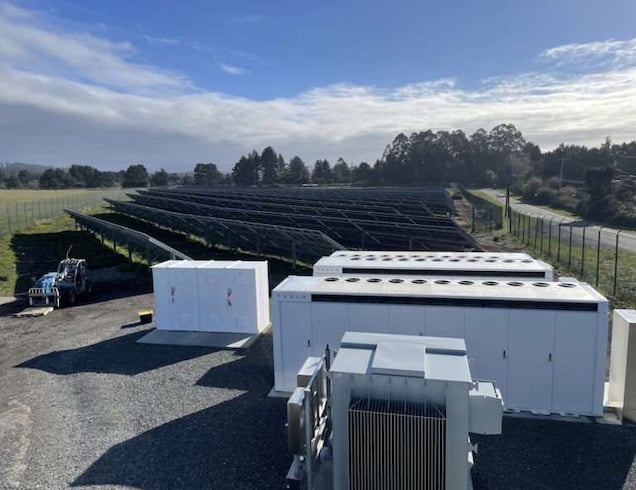 A sky high view of the Redwood Coast Airport Microgrid. Image used
courtesy of PG&E.